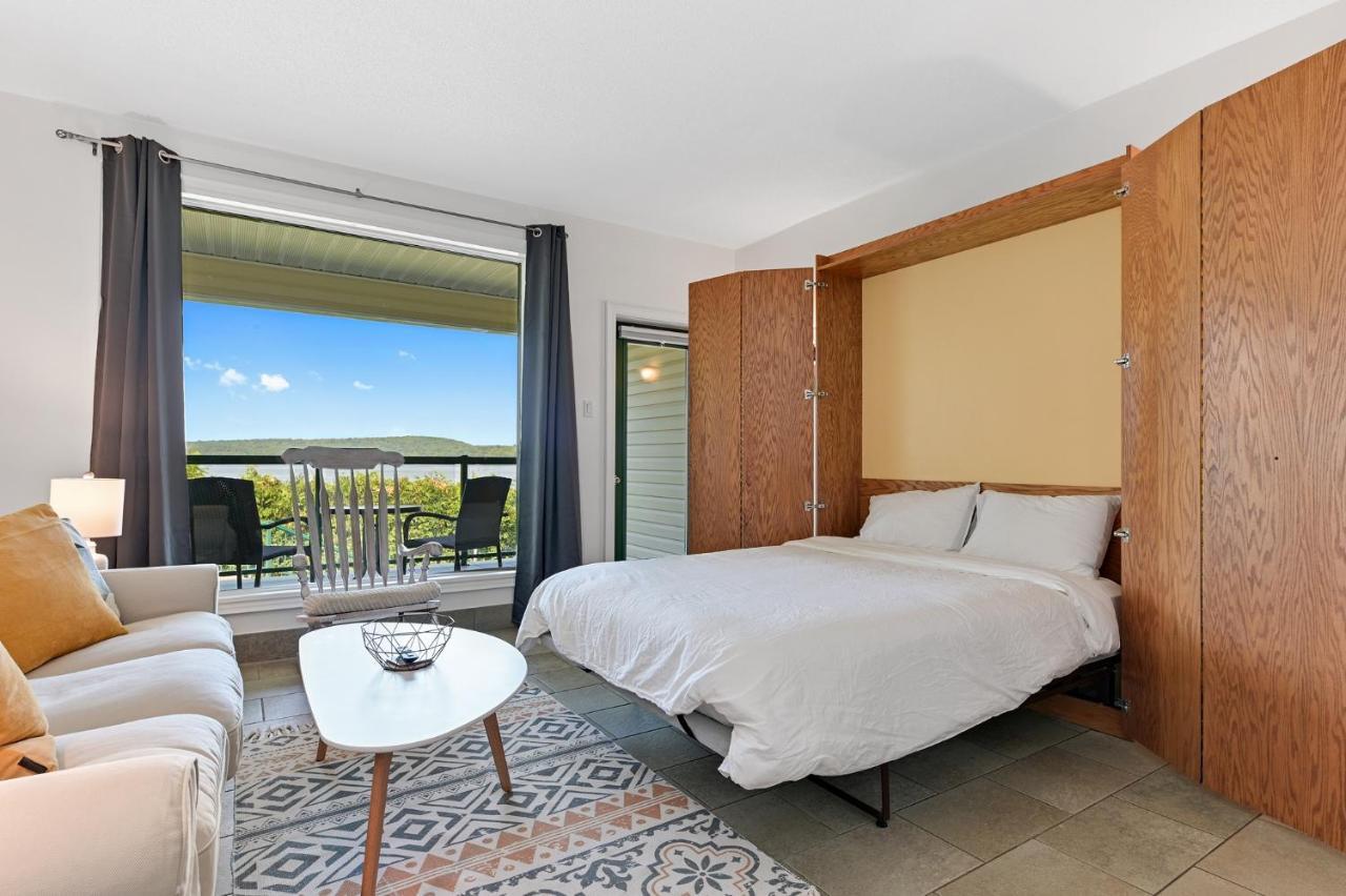 Baptiste Lake Lodge Harcourt エクステリア 写真